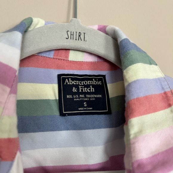 Abercrombie button down - Picture 2 of 2